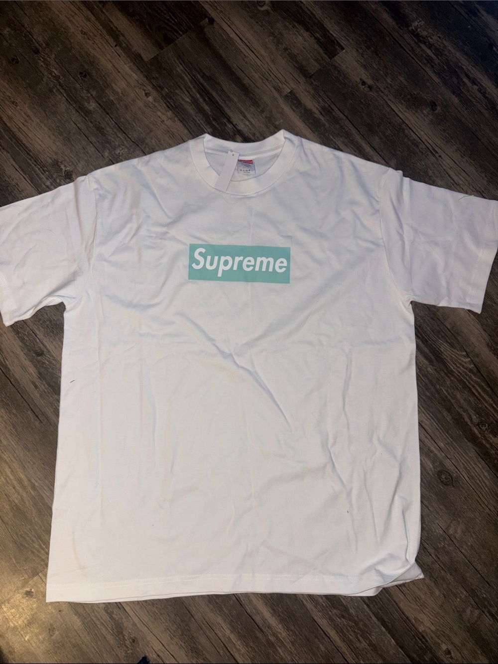 Supreme Tiffany & Co. Box Logo Tee White
White mens XXL NWT